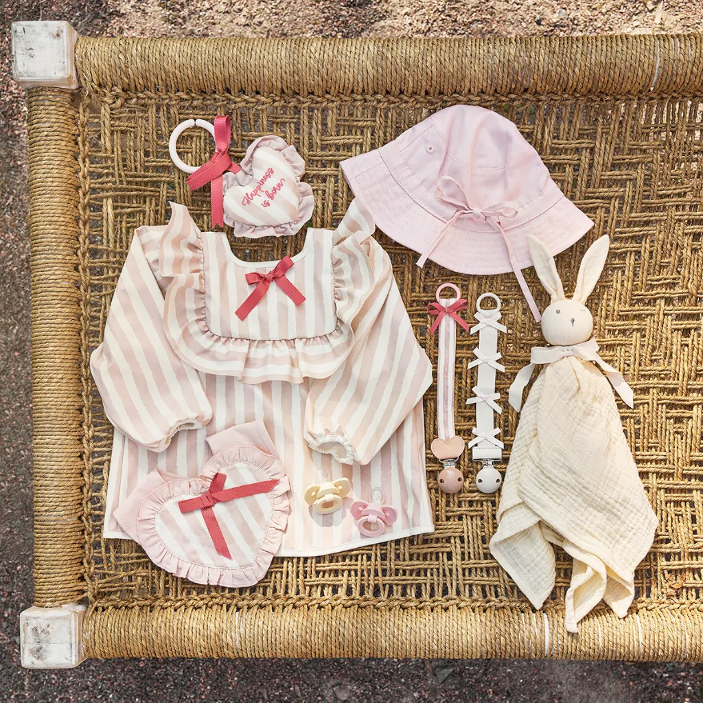 Drool Bib Candy stripes 2.webp
